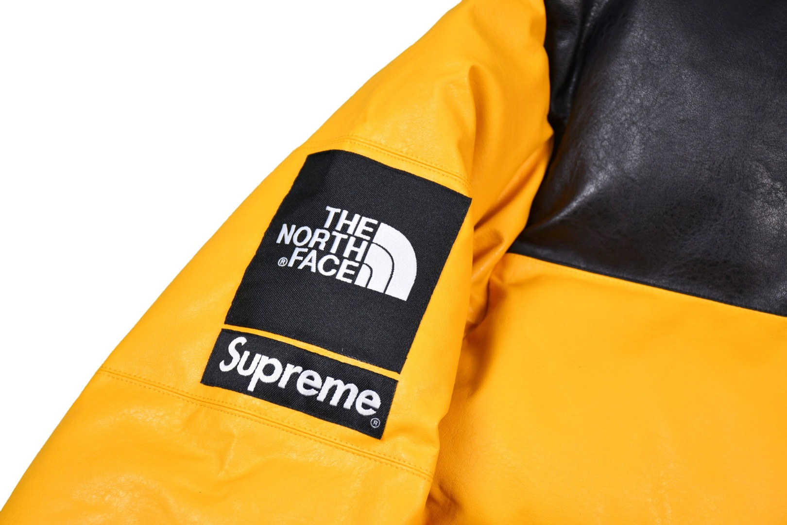 【The North Face & Supreme公式旗艦店】 ダウンジャケット ご好評に付き再入荷！  241205