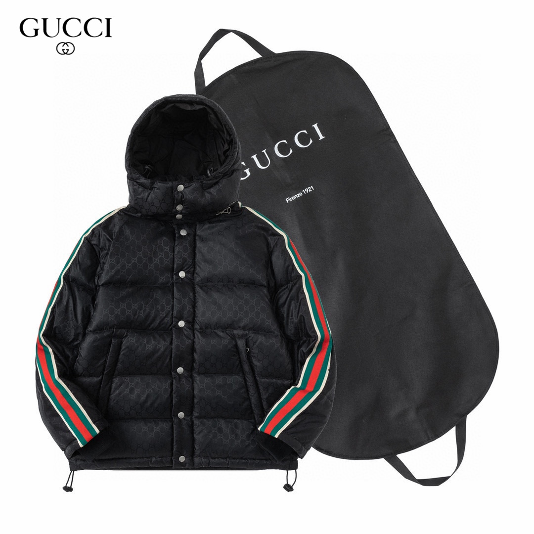 【GUCCI  公式旗艦店】グッチ   ダウンジャケット ご好評に付き再入荷！241205