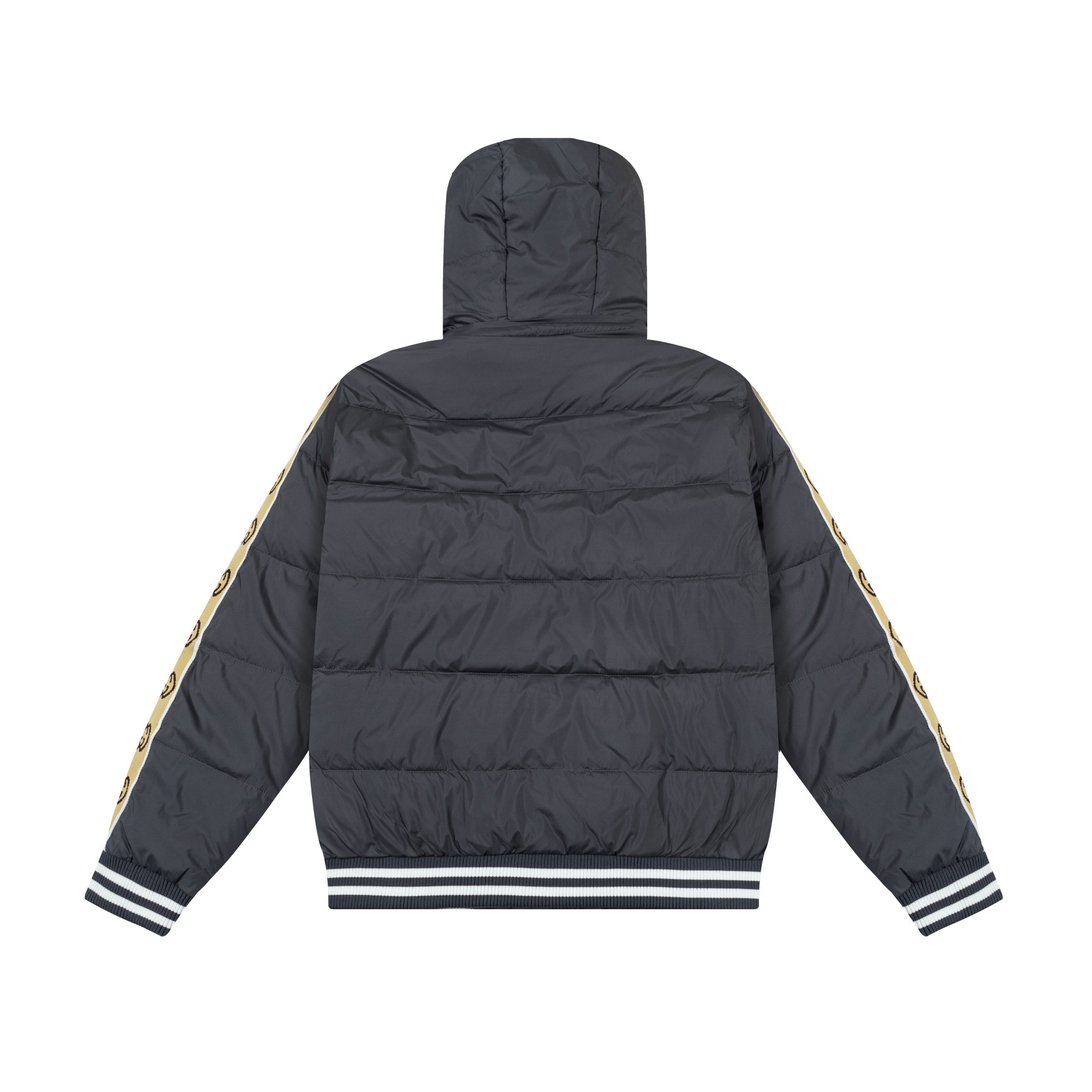 【GUCCI  公式旗艦店】グッチ   ダウンジャケット ご好評に付き再入荷！241205