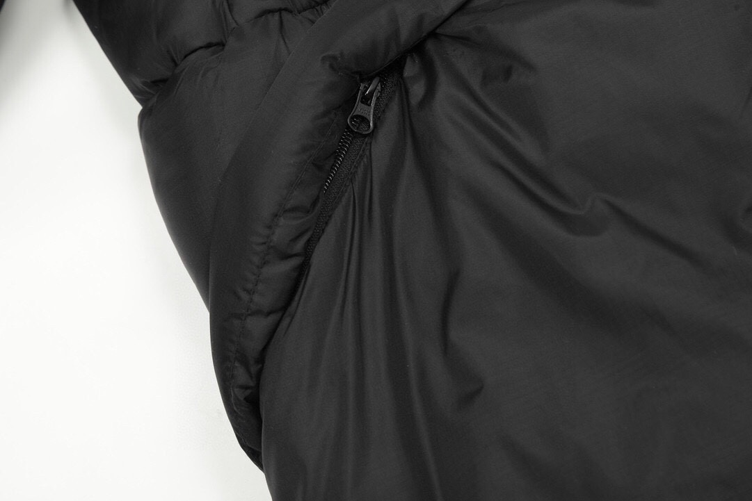 【The North Face 公式旗艦店】ザノースフェイス  ダウンジャケット ご好評に付き再入荷！  241205