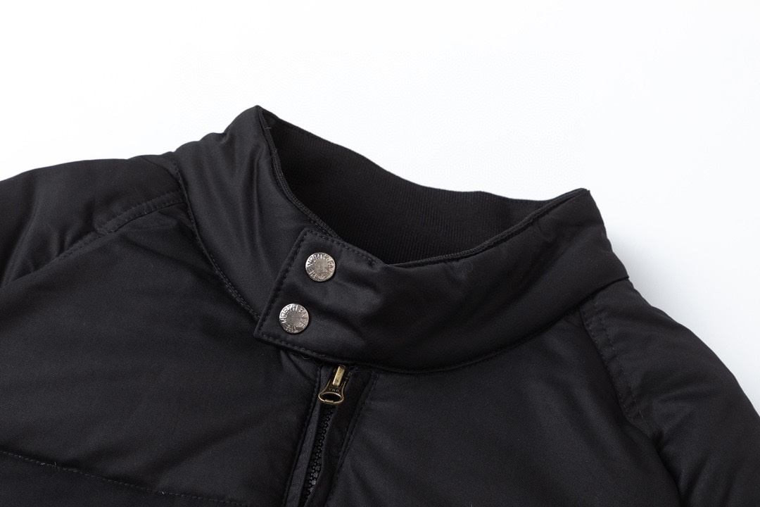 【The North Face 公式旗艦店】ザノースフェイス  ダウンジャケット ご好評に付き再入荷！