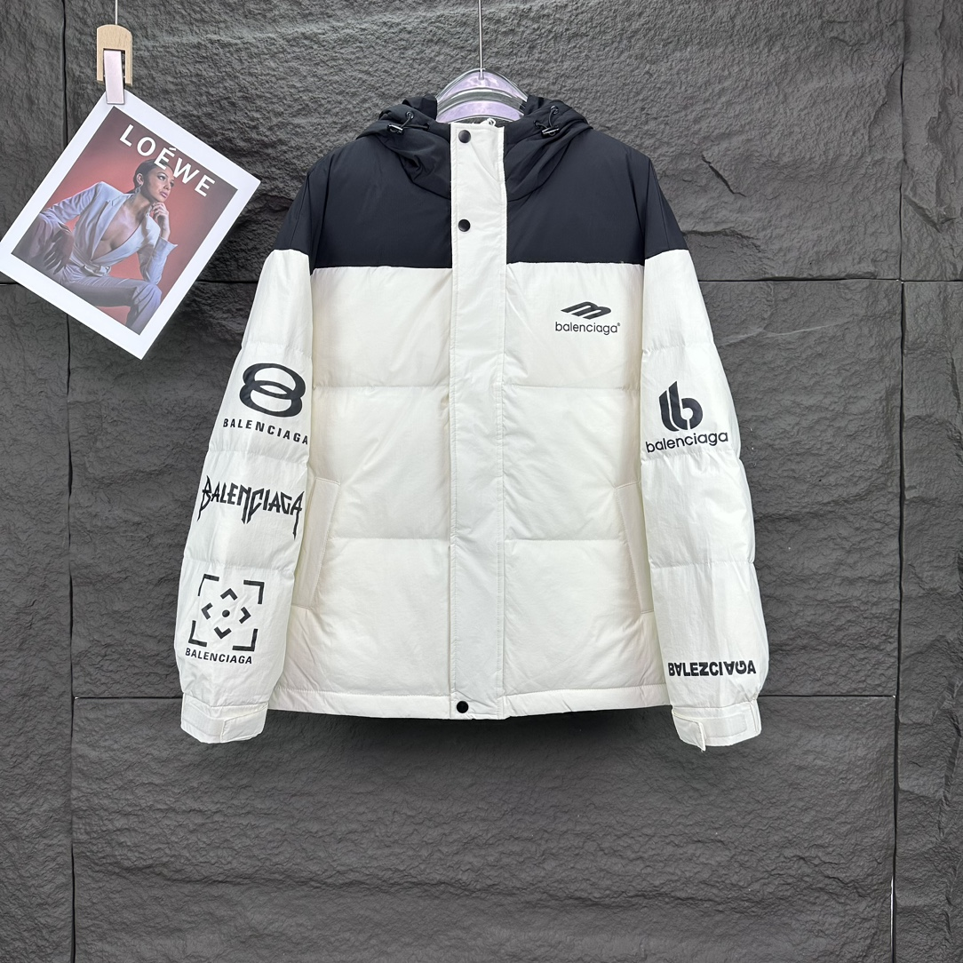 【BALENCIAGA   公式旗艦店】バレンシアガ   ダウンジャケット ご好評に付き再入荷！  241205
