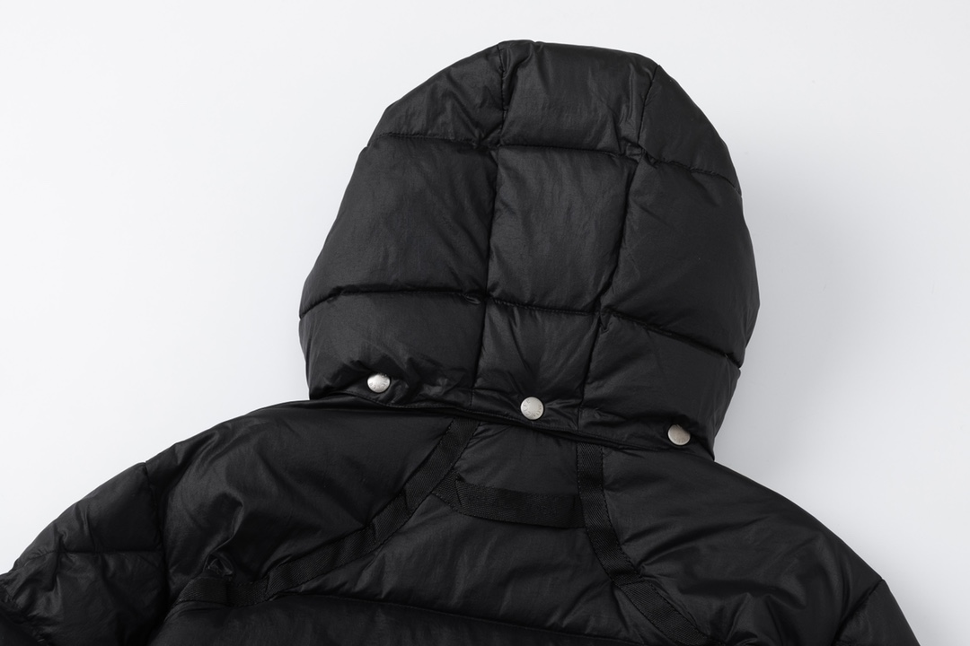 【MONCLER 公式旗艦店】モンクレール  ダウンジャケット好評に付き再入荷！ 241206