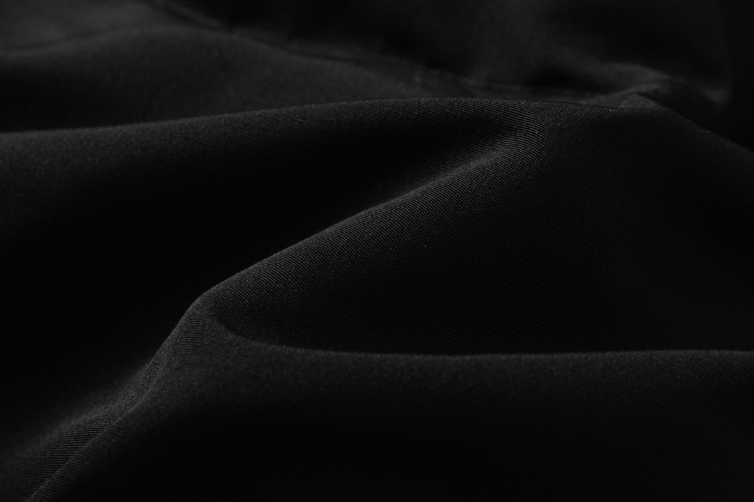 【MONCLER 公式旗艦店】モンクレール  ダウンジャケット好評に付き再入荷！ 241206