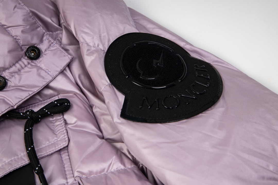 【MONCLER 公式旗艦店】モンクレール  ダウンジャケット好評に付き再入荷！ 241206