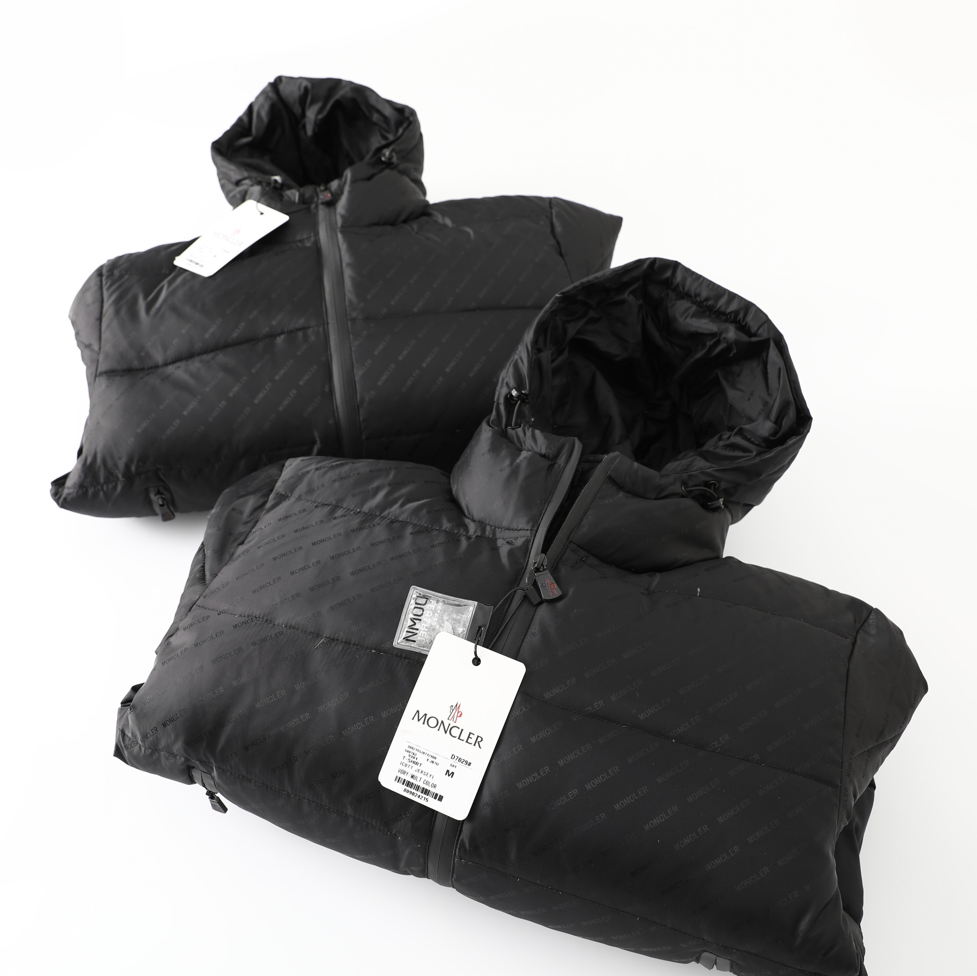 【MONCLER 公式旗艦店】モンクレール  ダウンジャケット好評に付き再入荷！ 241206