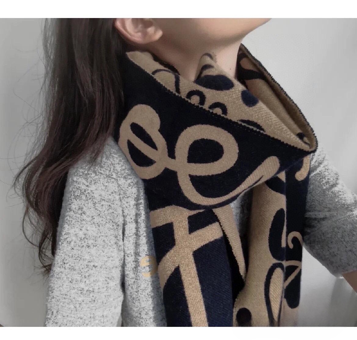 【LOEWE ロエベ】スカーフ30*180CM   241207