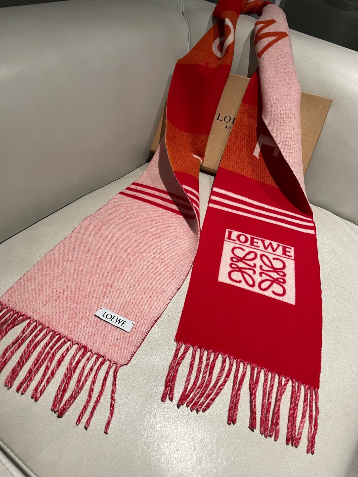 【LOEWE ロエベ】スカーフ30*190CM   241207