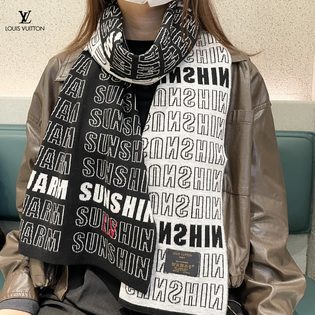 【LOUIS VUITTON   ルイヴィトン】スカーフ 186*34CM   241207