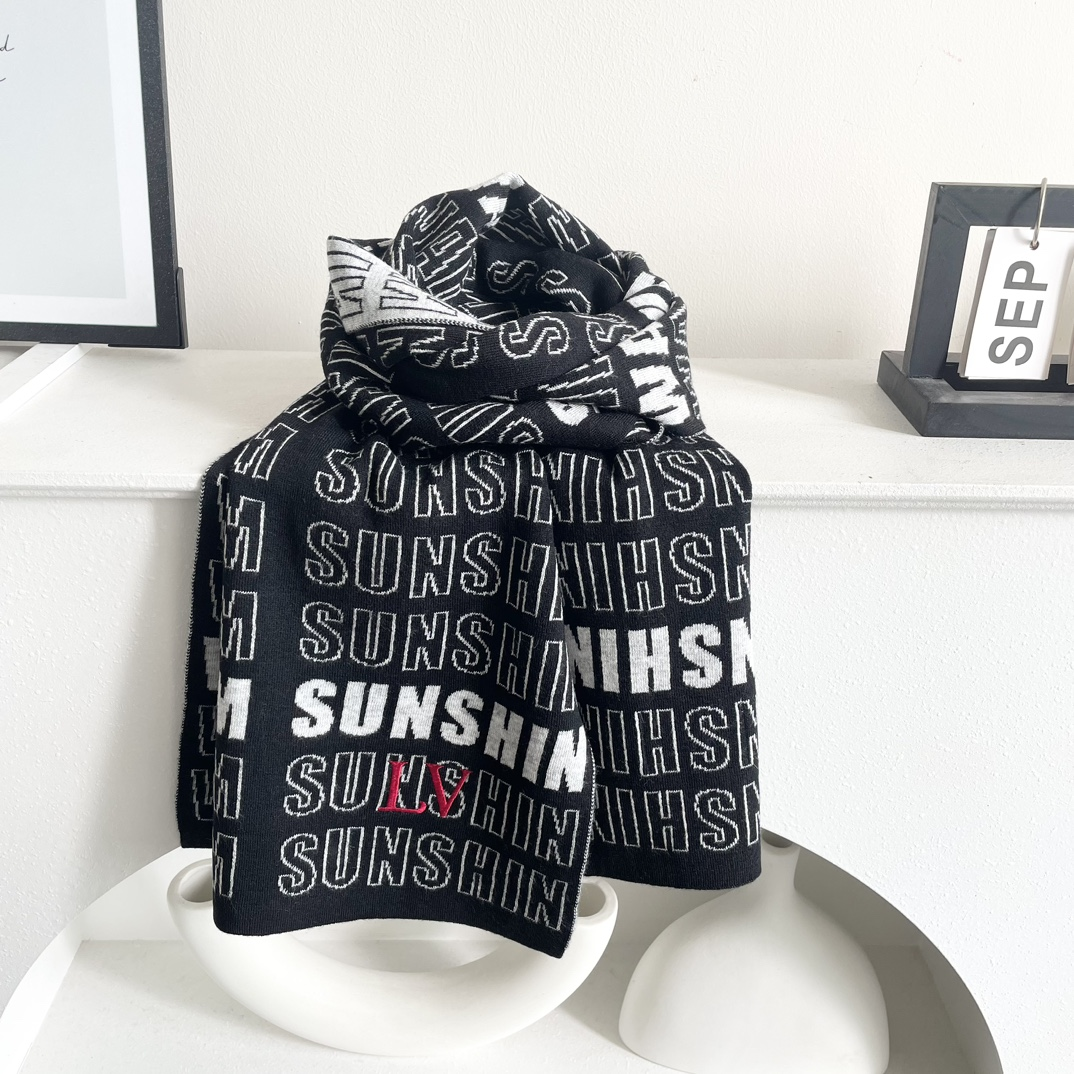 【LOUIS VUITTON   ルイヴィトン】スカーフ 186*34CM   241207