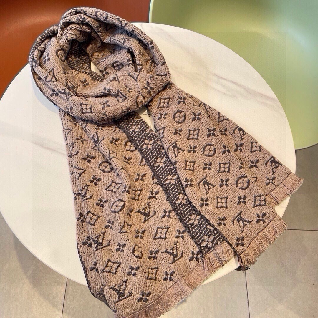 【LOUIS VUITTON   ルイヴィトン】スカーフ 35*180CM   241207