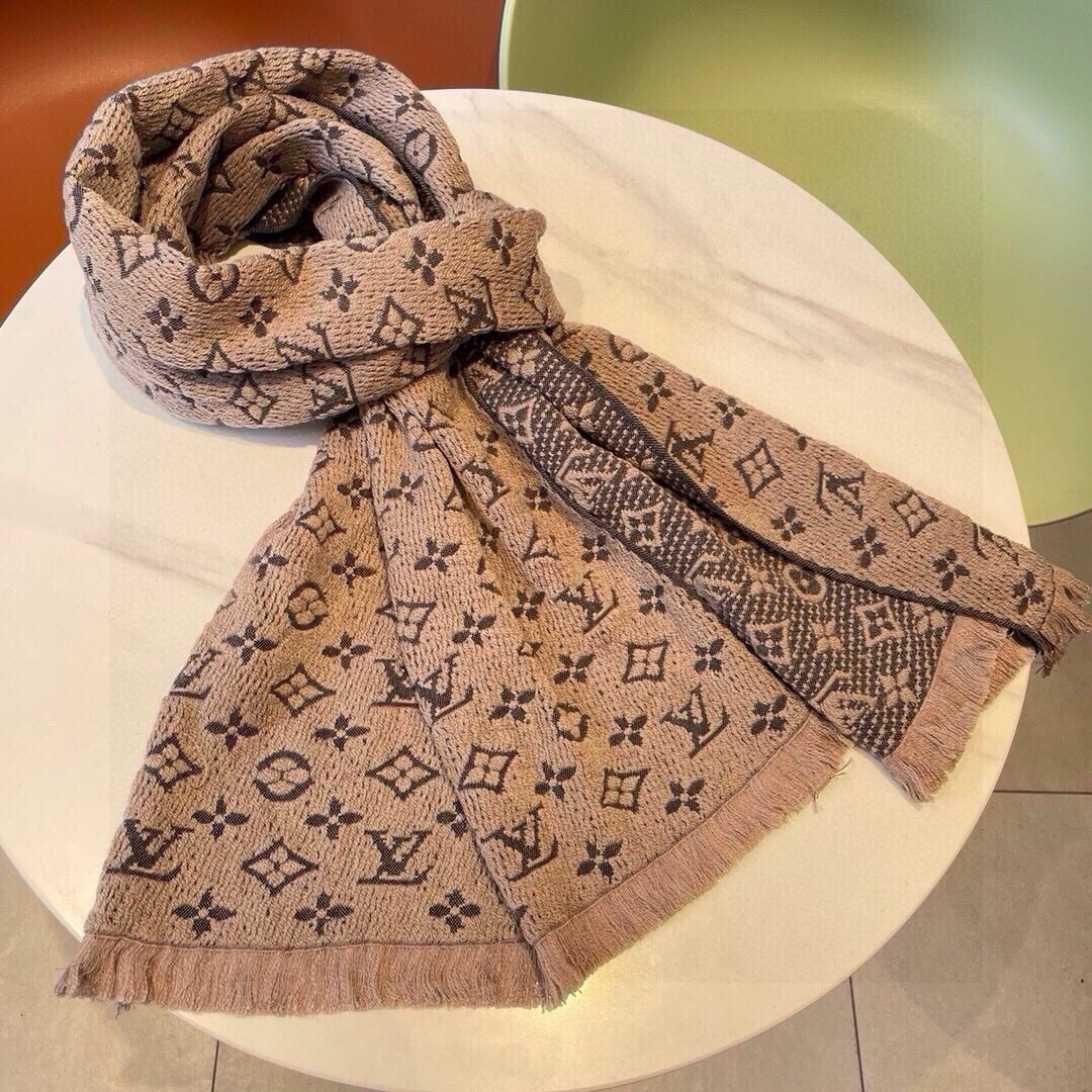【LOUIS VUITTON   ルイヴィトン】スカーフ 35*180CM   241207