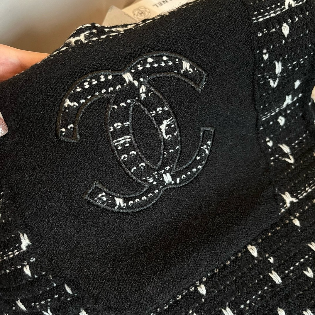 【CHANEL  シャネル 】スカーフ30*180CM  241209