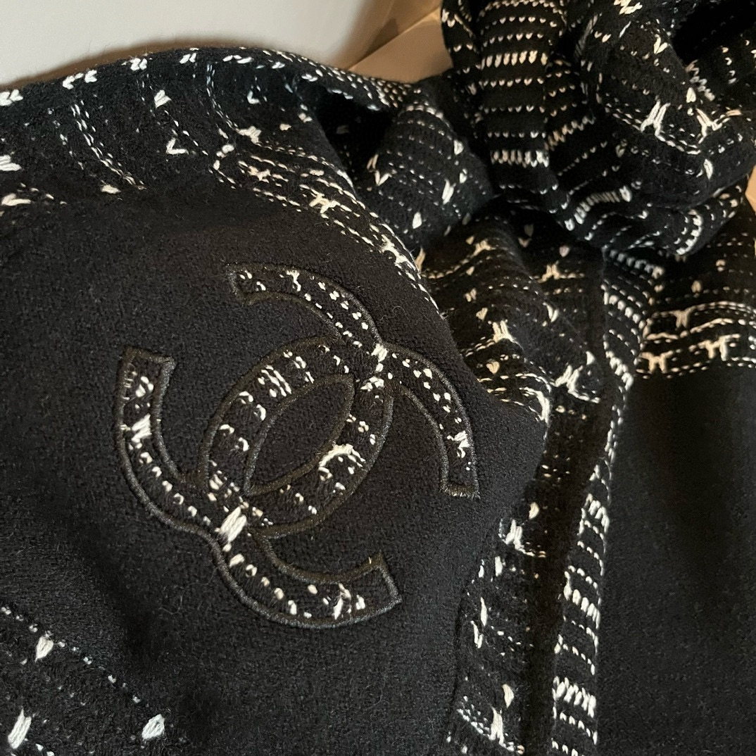 【CHANEL  シャネル 】スカーフ30*180CM  241209
