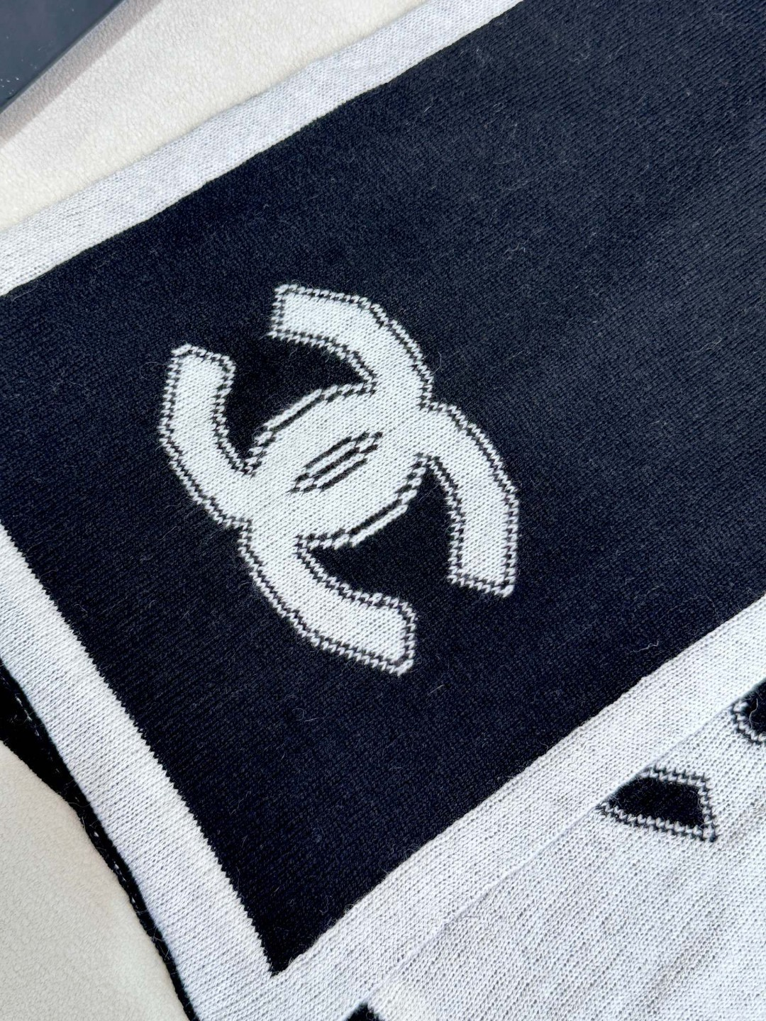 【CHANEL  シャネル 】スカーフ30*180CM  241209