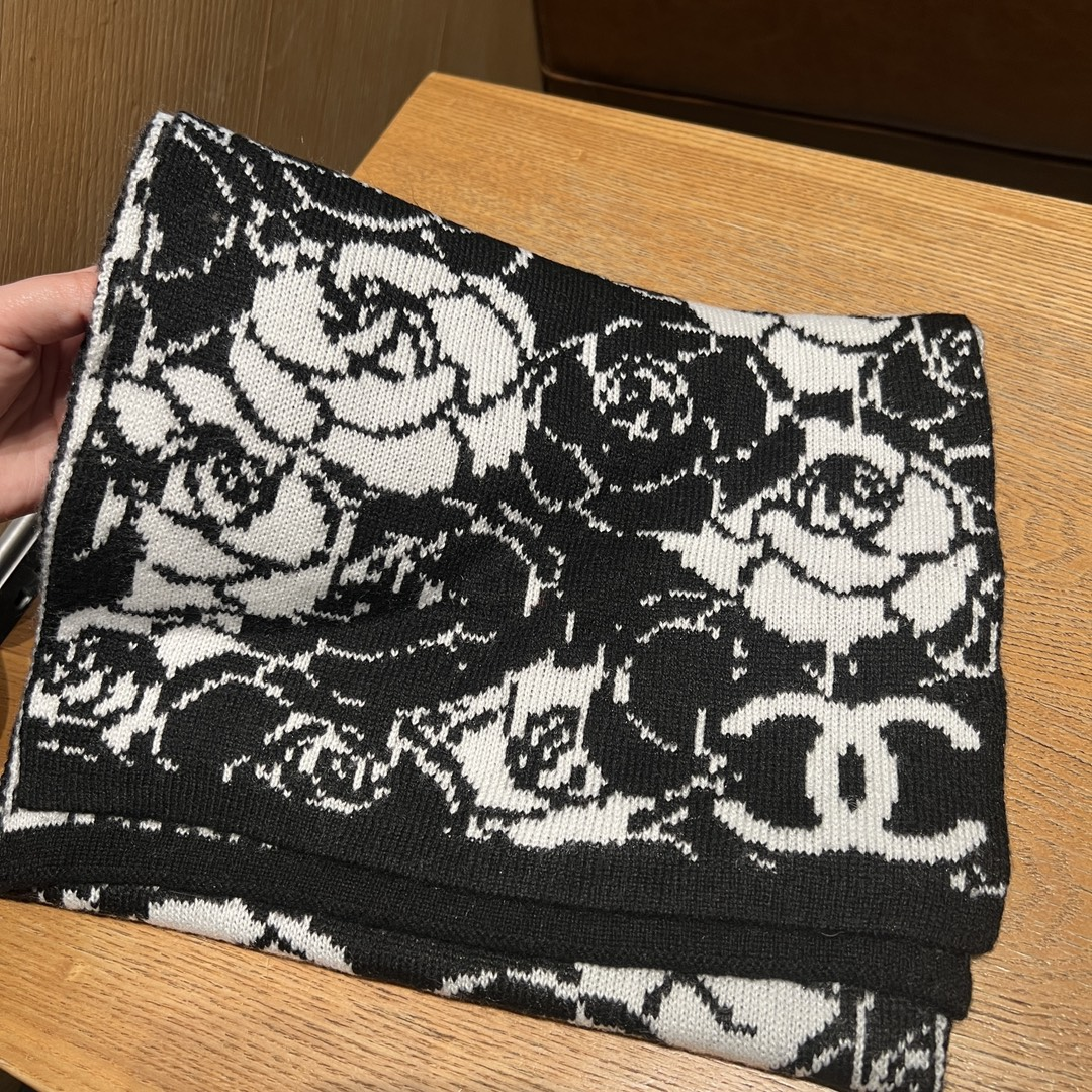 【CHANEL  シャネル 】スカーフ80*200CM  241209