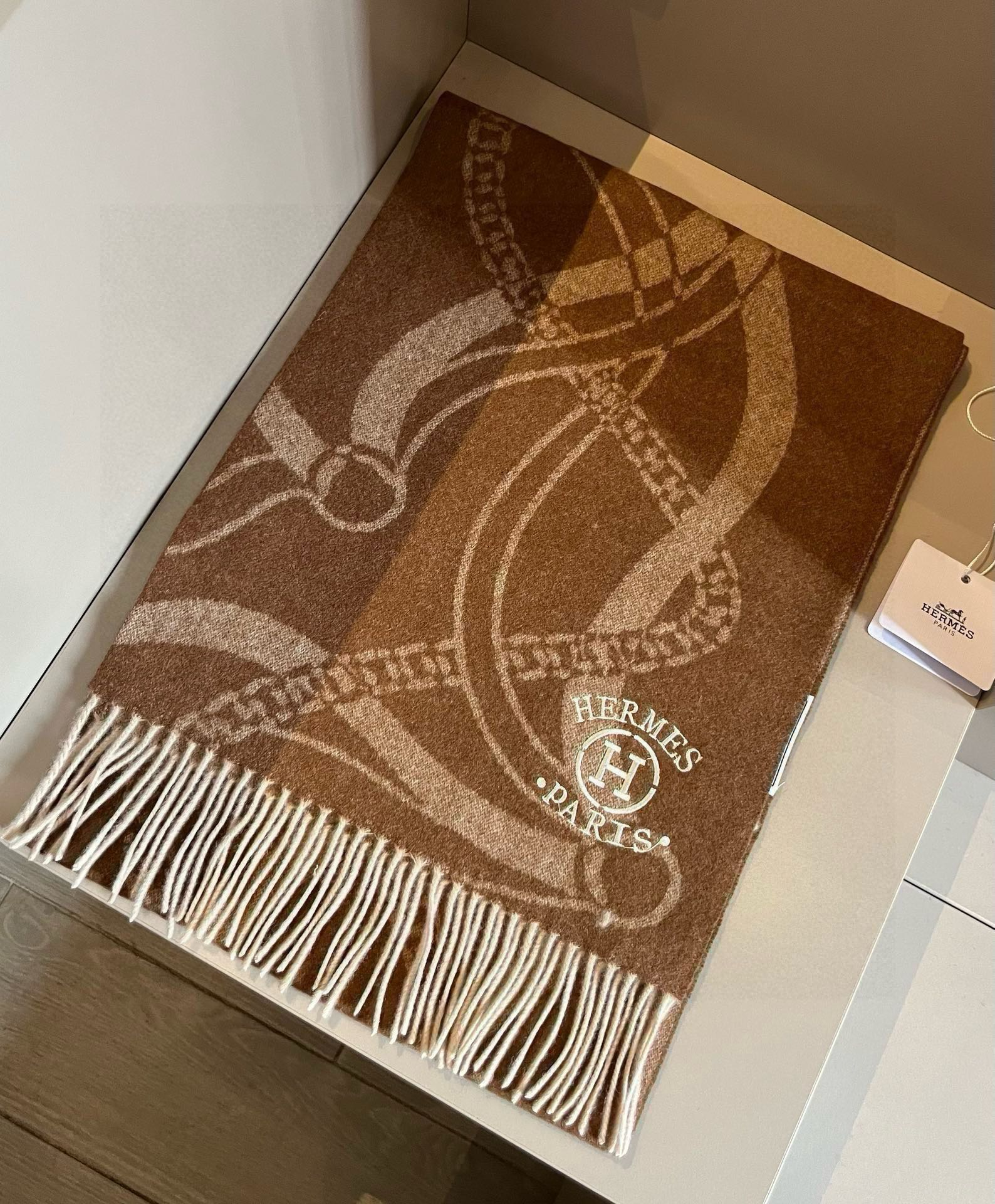 【HERMES エルメス 】スカーフ30*180CM  241210