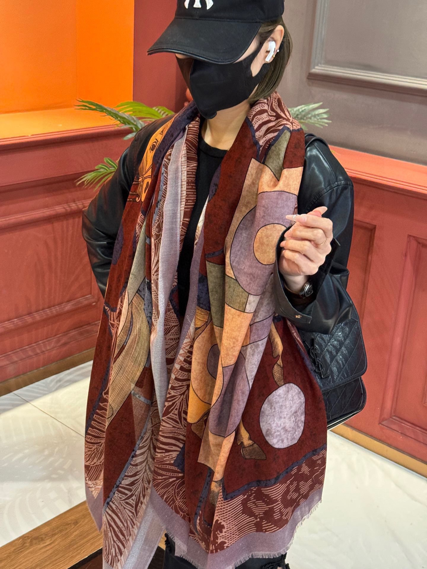 【HERMES エルメス 】スカーフ30*180CM  241210