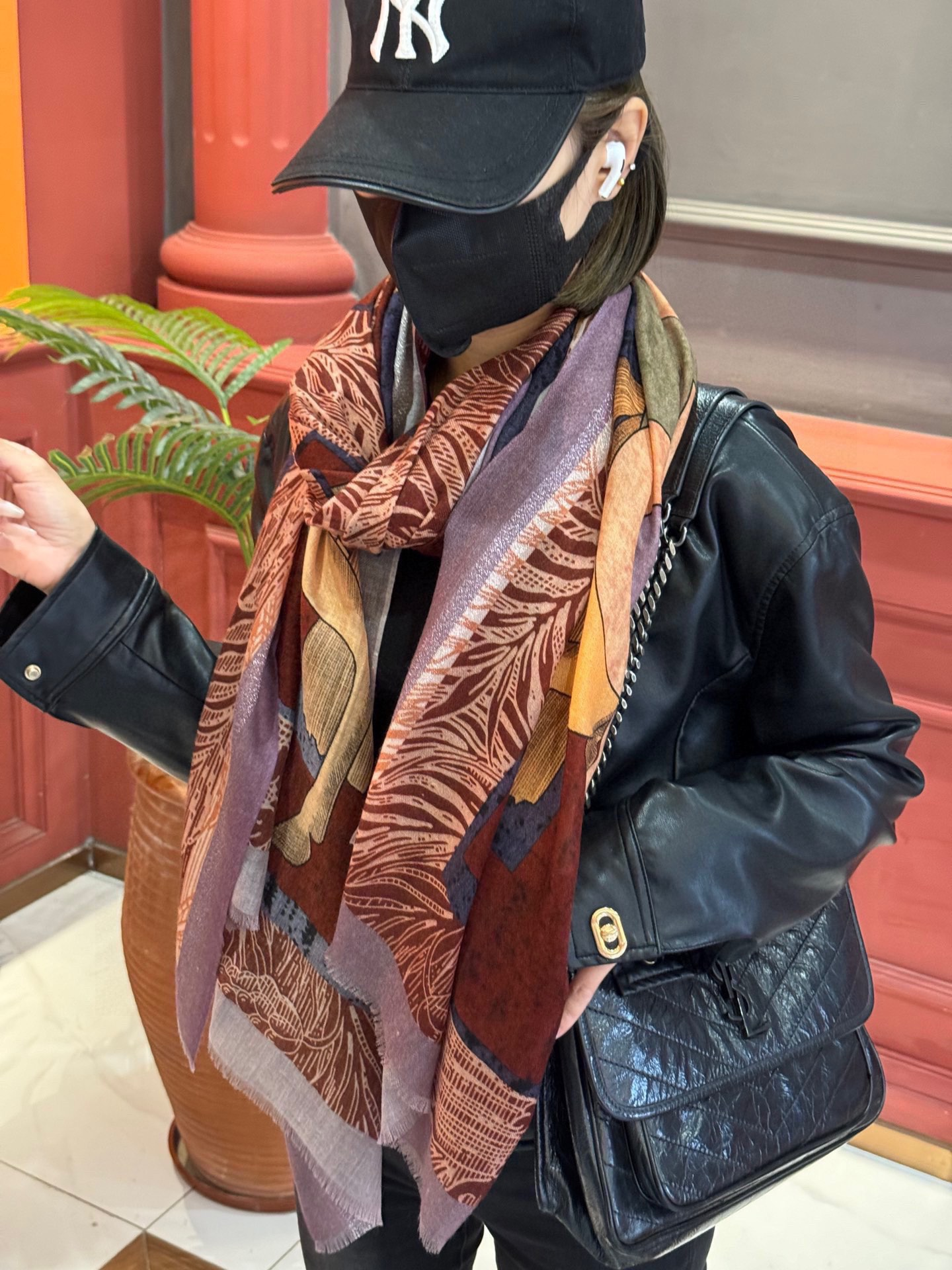 【HERMES エルメス 】スカーフ30*180CM  241210