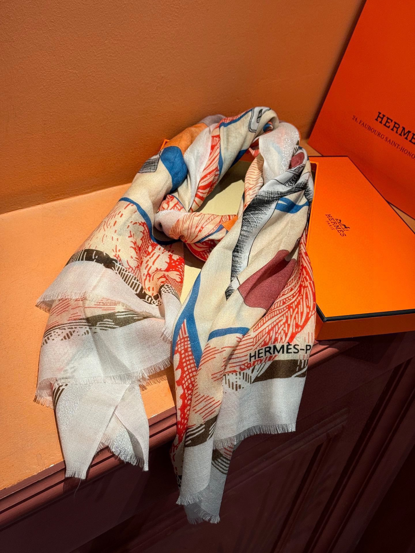 【HERMES エルメス 】スカーフ30*180CM  241210