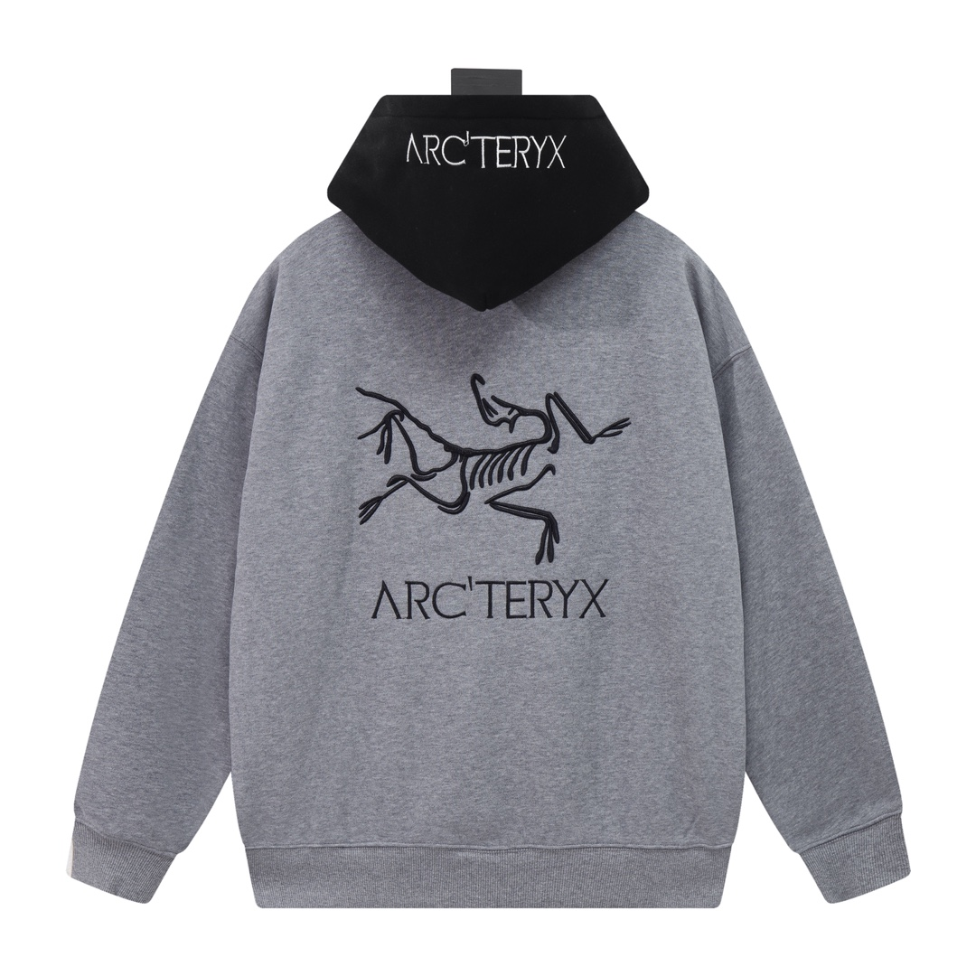 【ARCTERYX 公式旗艦店】アークテリクス  パーカー  スウェット ご好評に付き再入荷！241210