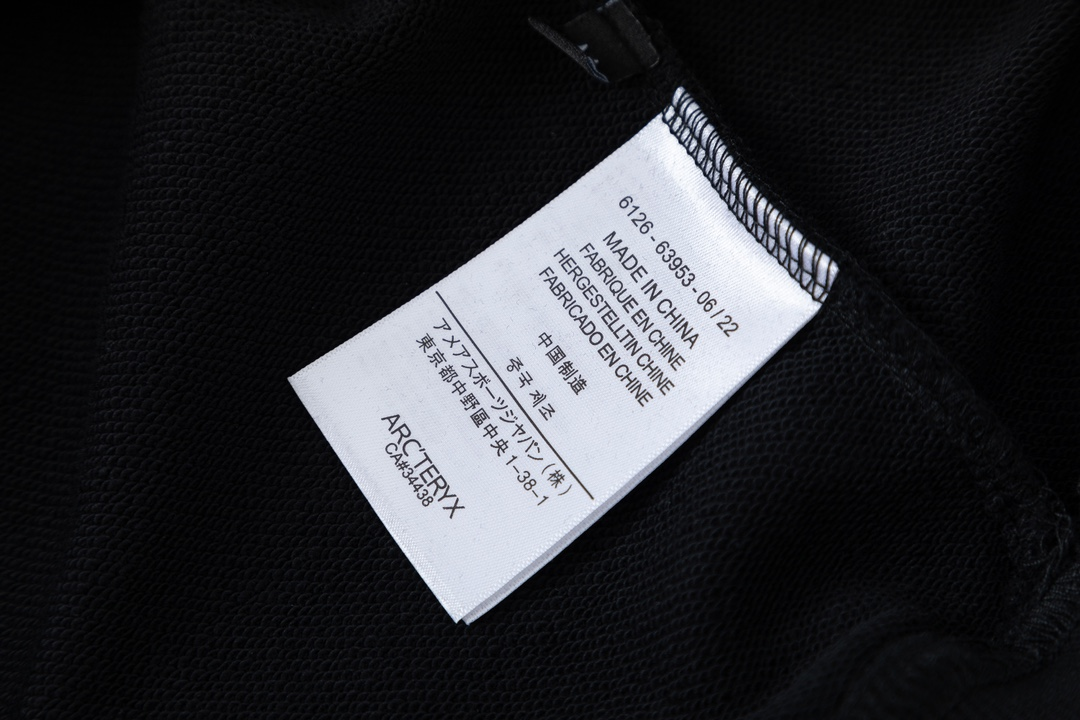 【ARCTERYX 公式旗艦店】アークテリクス  丸首の衛衣  スウェット ご好評に付き再入荷！241210