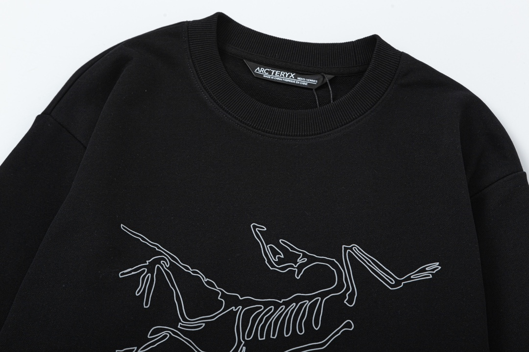 【ARCTERYX 公式旗艦店】アークテリクス  丸首の衛衣  スウェット ご好評に付き再入荷！241210