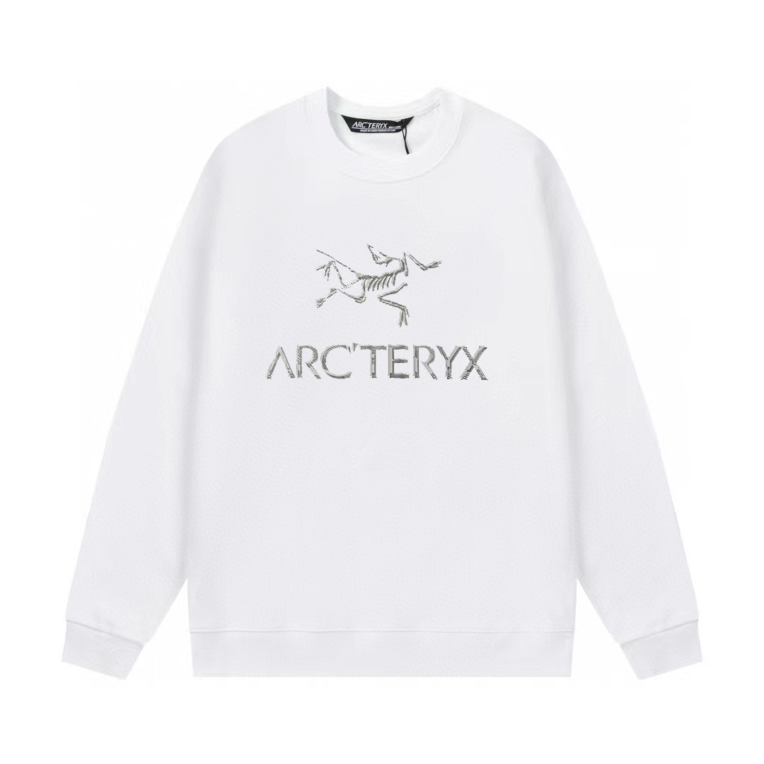 【ARCTERYX 公式旗艦店】アークテリクス  丸首の衛衣  スウェット ご好評に付き再入荷！241210