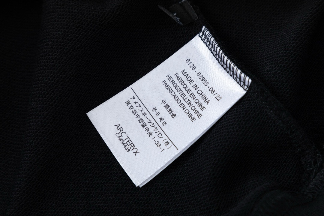 【ARCTERYX 公式旗艦店】アークテリクス  丸首の衛衣  スウェット ご好評に付き再入荷！241210