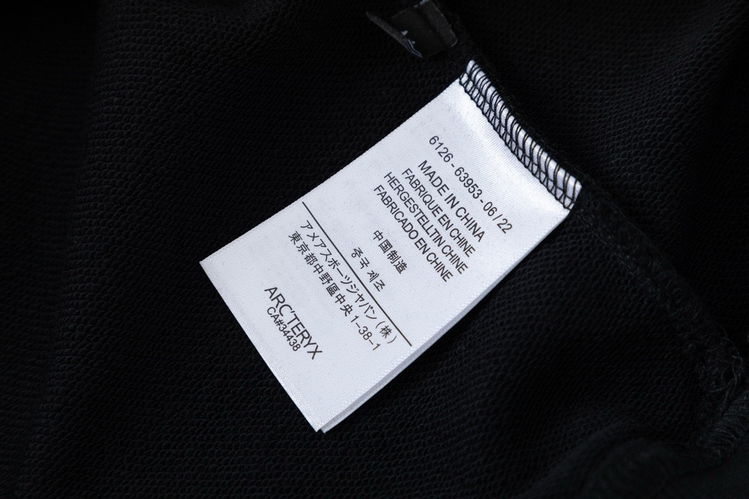 【ARCTERYX 公式旗艦店】アークテリクス  丸首の衛衣  スウェット ご好評に付き再入荷！241210