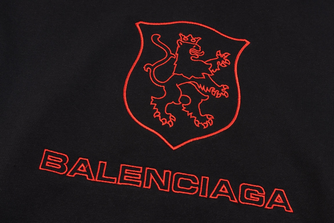 【BALENCIAGA 公式旗艦店】バレンシアガ 丸首の衛衣 スウェット ご好評に付き再入荷！241211