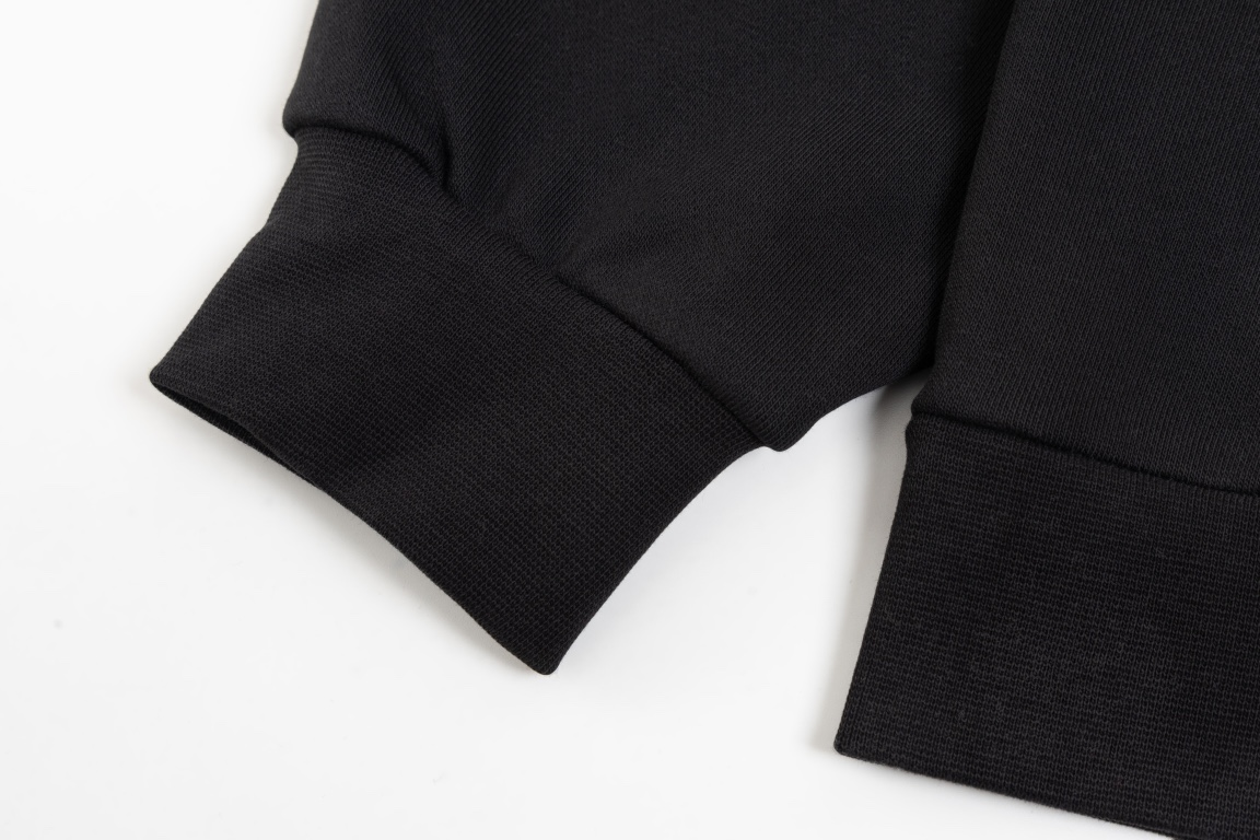 【BALENCIAGA 公式旗艦店】バレンシアガ 丸首の衛衣 スウェット ご好評に付き再入荷！241211