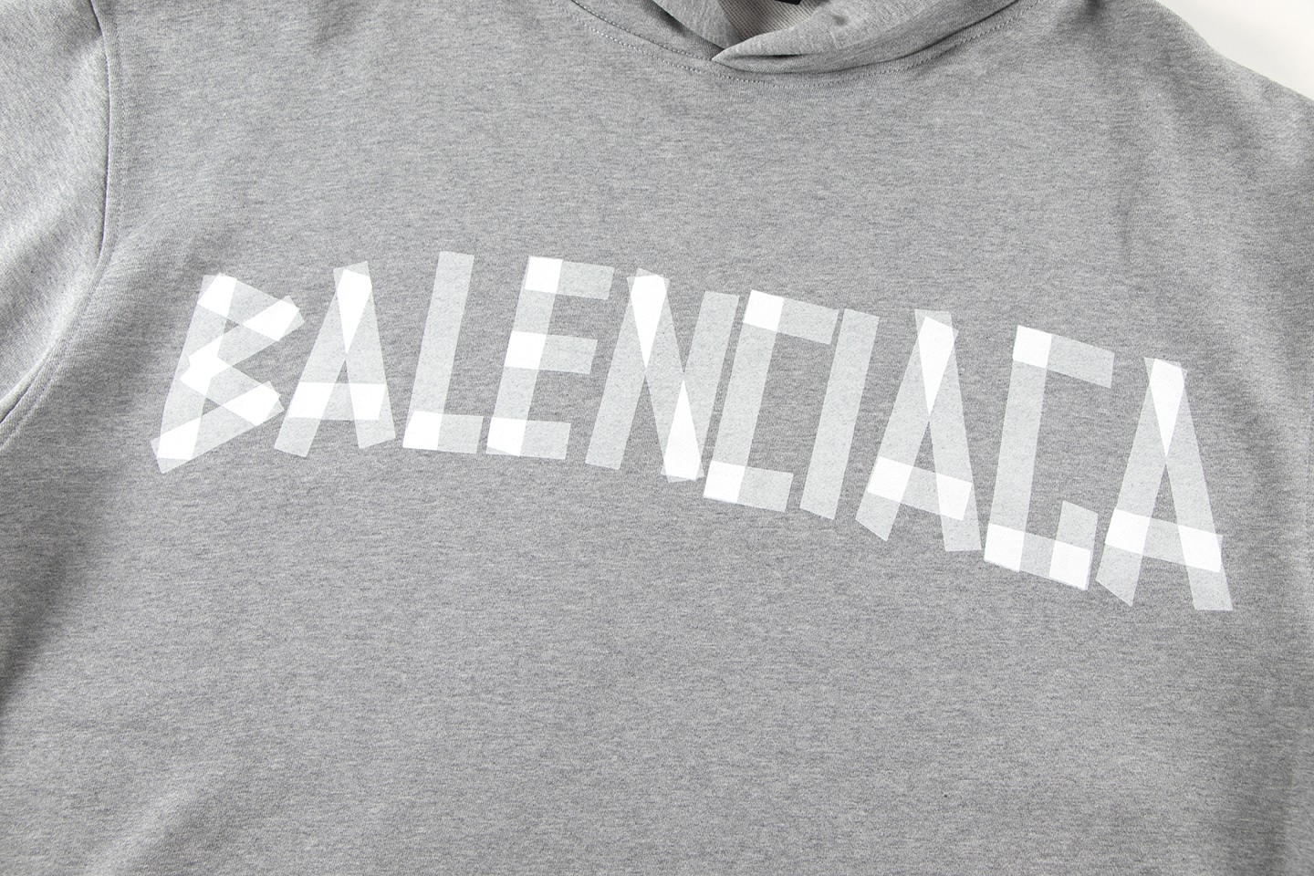 【BALENCIAGA 公式旗艦店】バレンシアガ パーカー スウェット ご好評に付き再入荷！241211