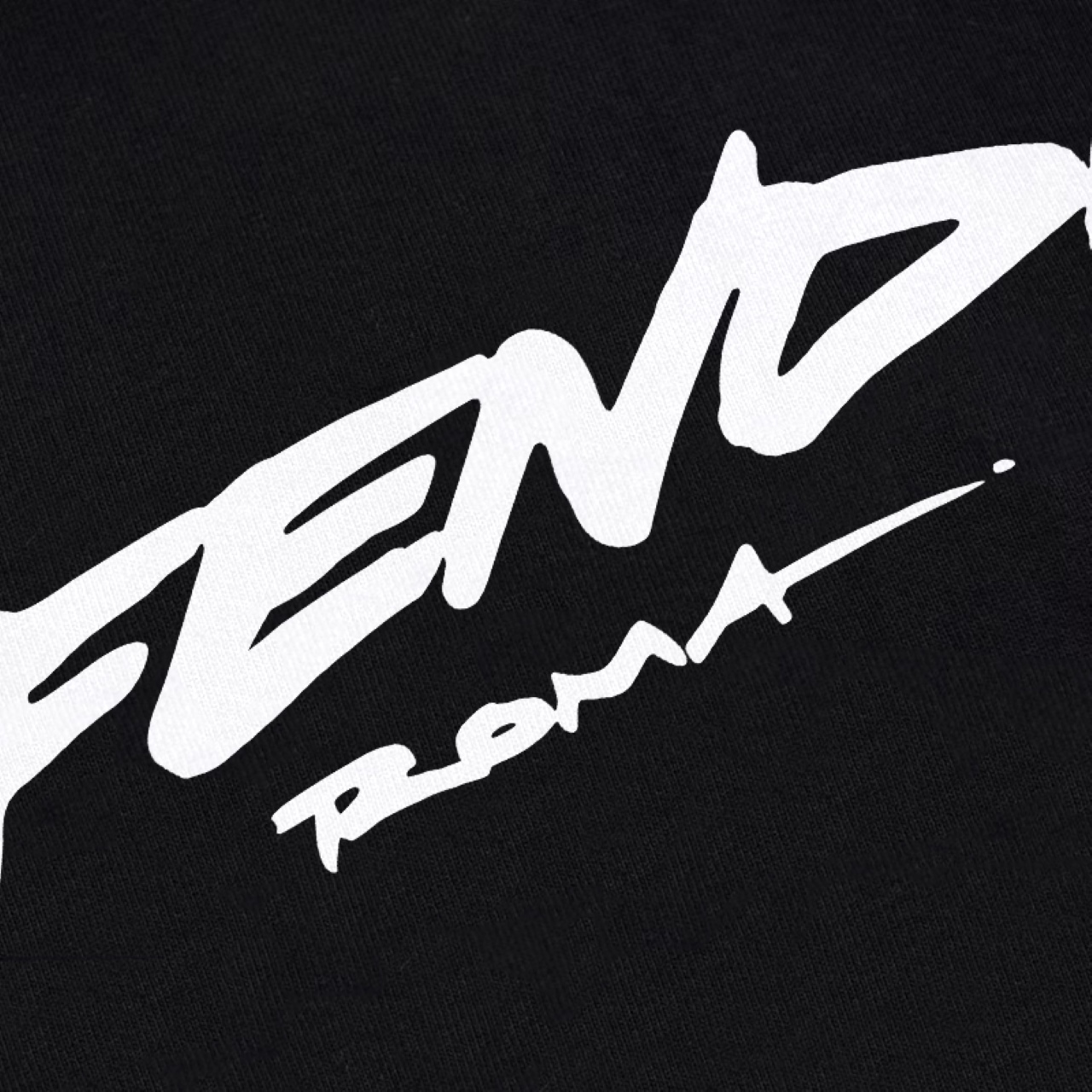 【FENDI  公式旗艦店】フェンディ丸首の衛衣 スウェット ご好評に付き再入荷！241211