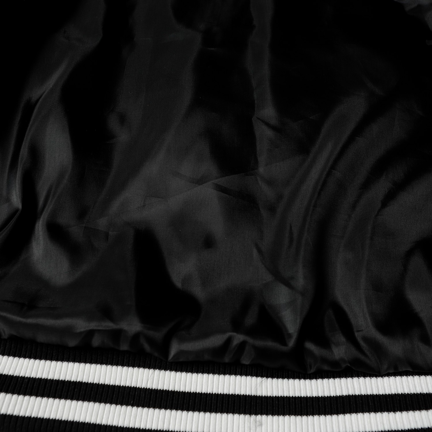 【CHROME HEARTS】クロムハーツ ジャケット着ご好評に付き再入荷！241212