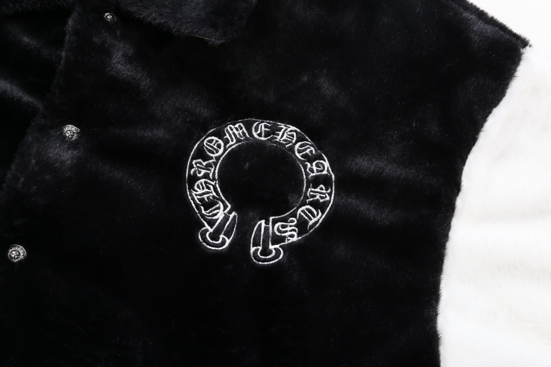 【CHROME HEARTS】クロムハーツ ジャケット着ご好評に付き再入荷！241212