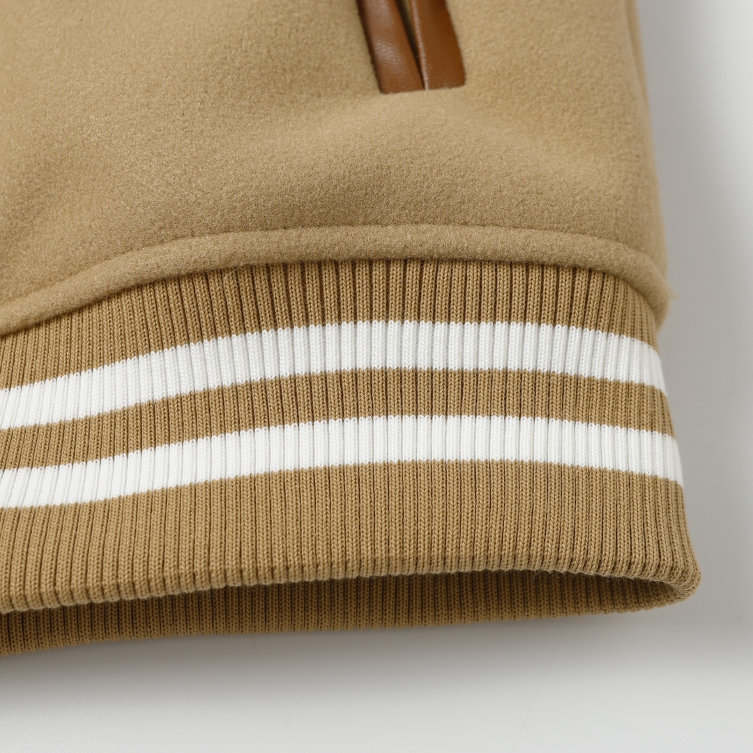 【CHROME HEARTS】クロムハーツ ジャケット着ご好評に付き再入荷！241212