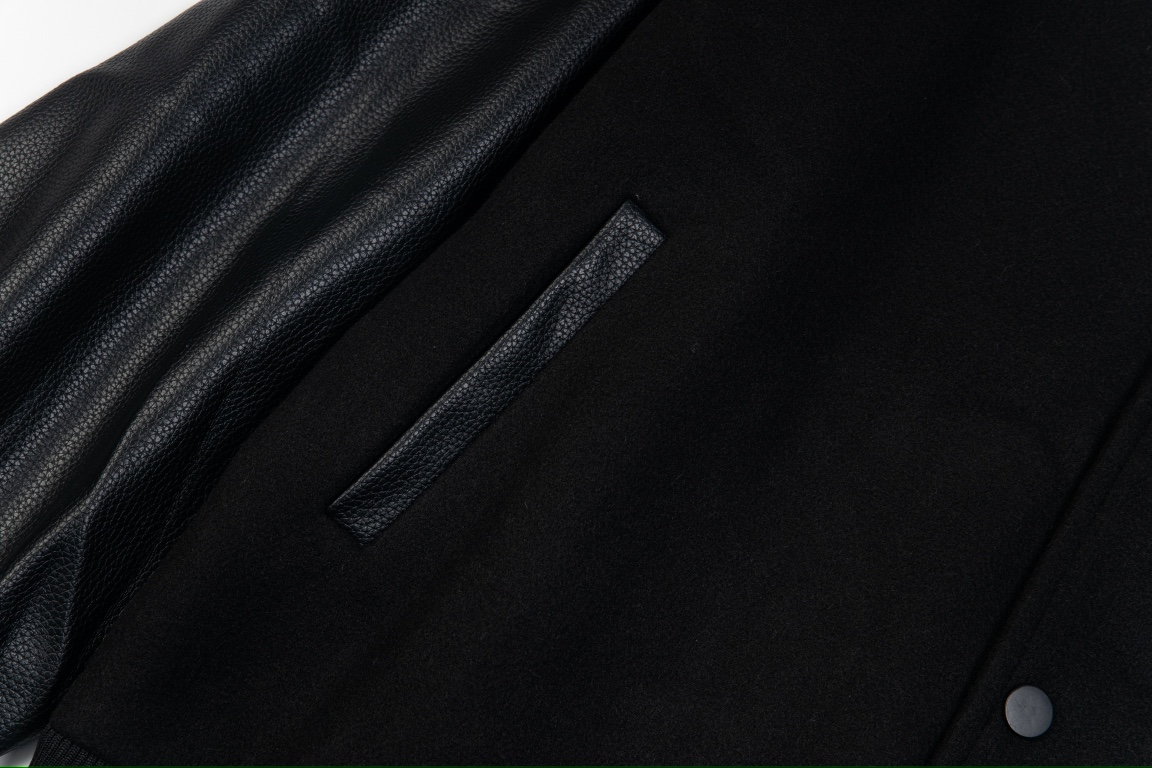 【MONCLER 公式旗艦店】 モンクレール  ジャケット着 ご好評に付き再入荷！241212