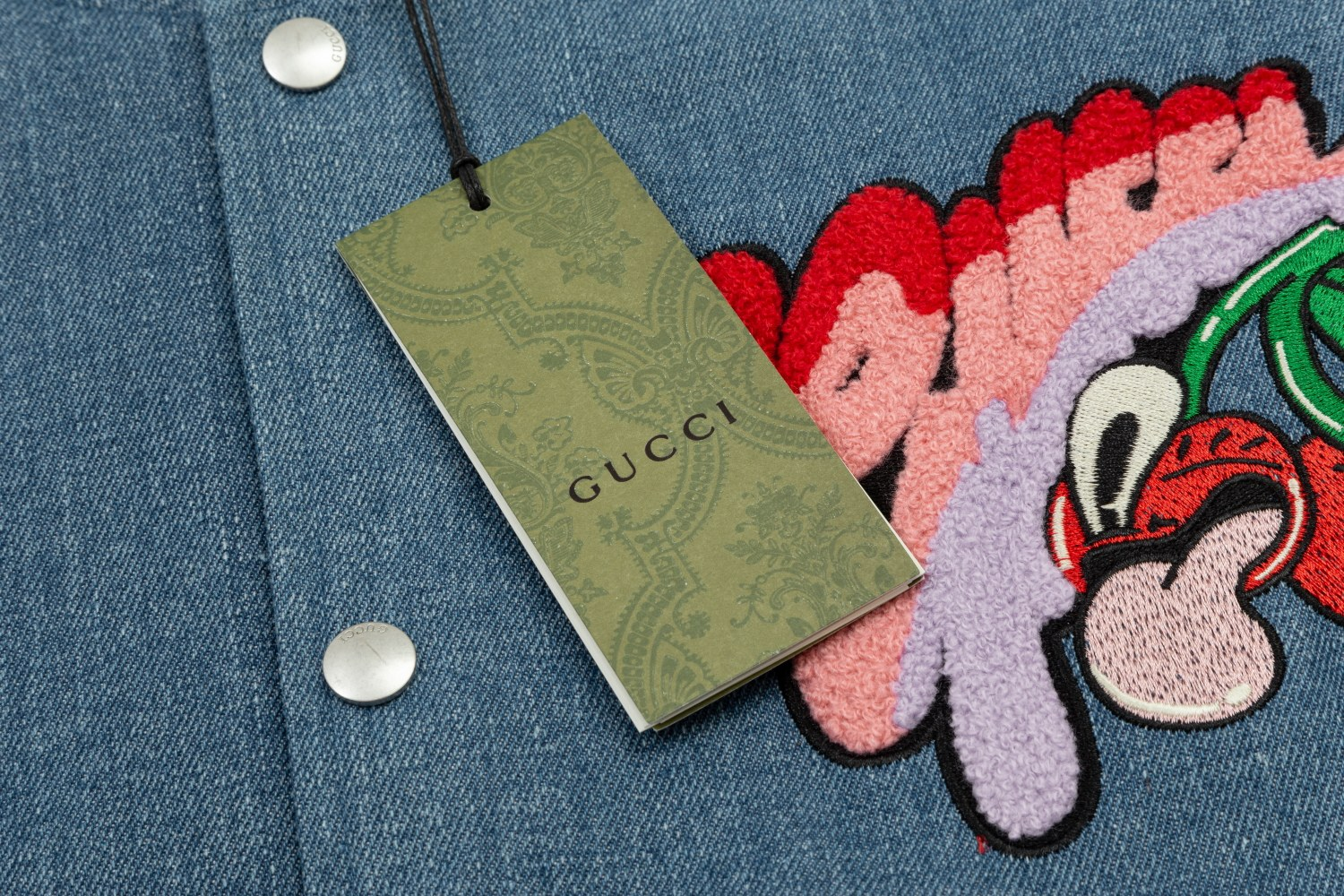 【GUCCI  公式旗艦店】グッチ  ジャケット着 好評に付き再入荷！241212