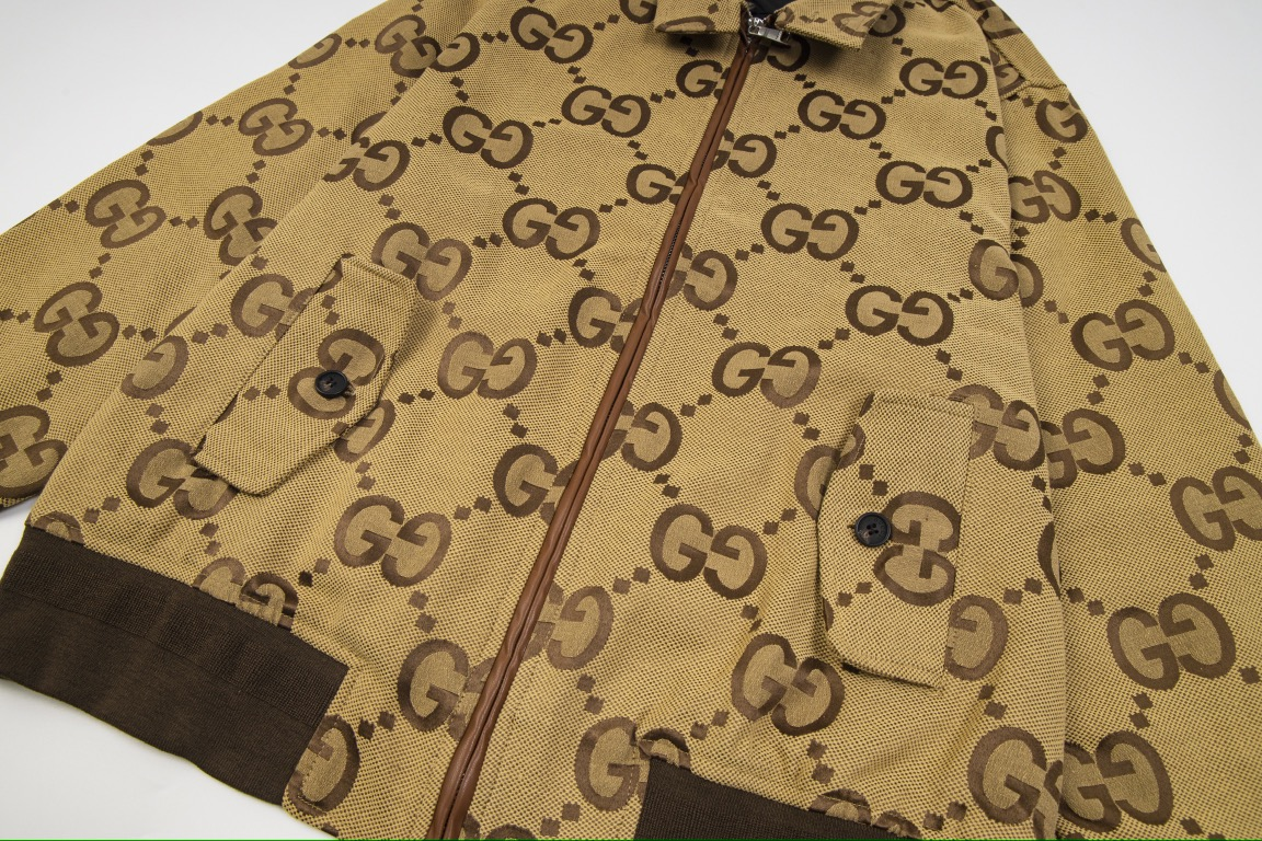 【GUCCI  公式旗艦店】グッチ  ジャケット着 ご好評に付き再入荷！241111