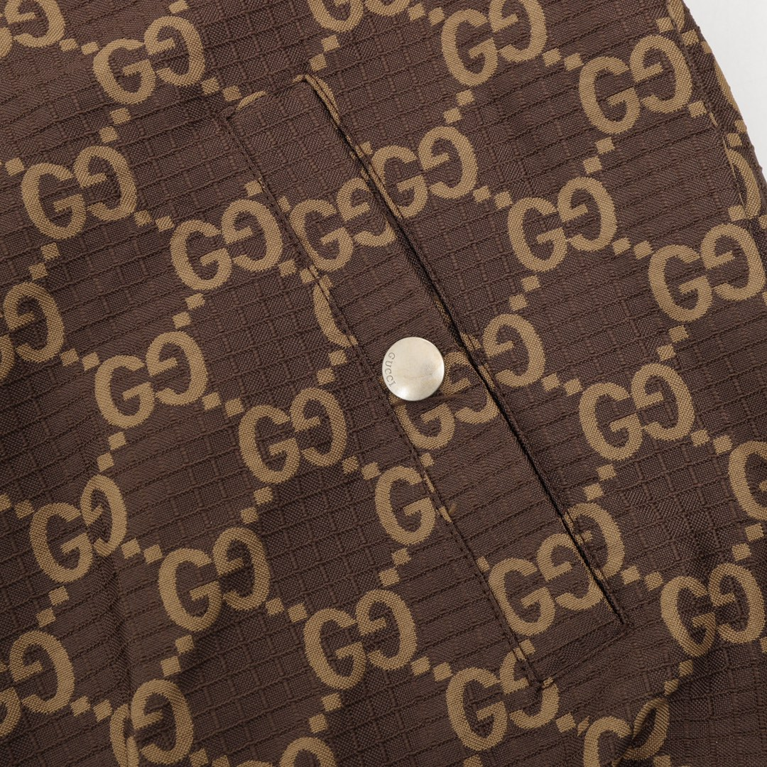 【GUCCI  公式旗艦店】グッチ  ジャケット着 好評に付き再入荷！241212