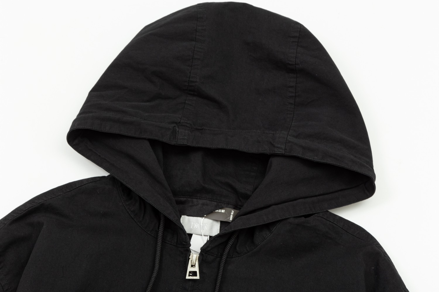 【DIOR  公式旗艦店】ディオール  ジャケット着 好評に付き再入荷！