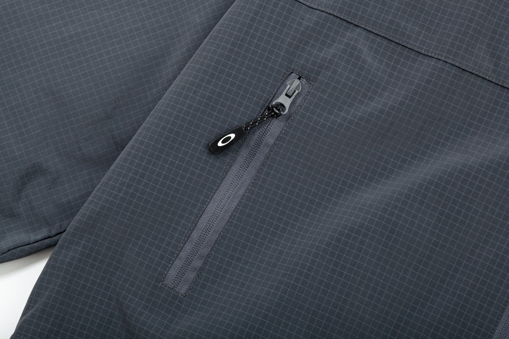 【DIOR  公式旗艦店】ディオール  ジャケット着 好評に付き再入荷！241212