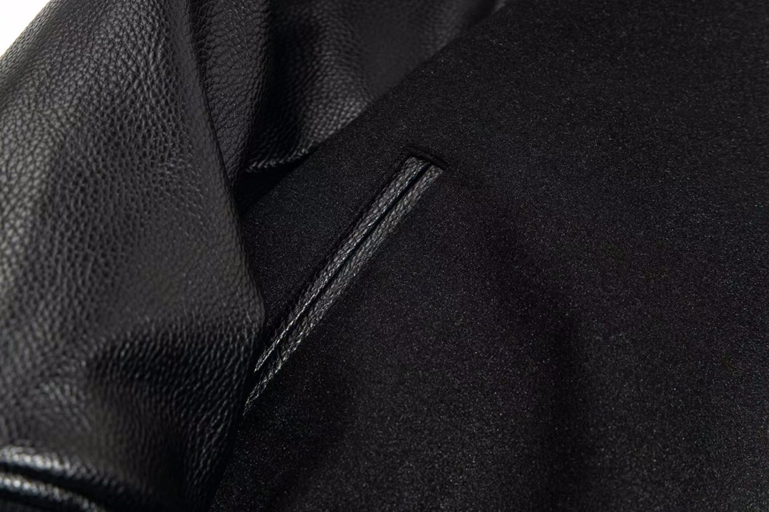 【GIVENCHY 公式旗艦店】ジバンシー   ジャケット着 ご好評に付き再入荷！241023