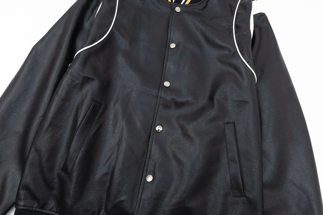 【GIVENCHY 公式旗艦店】ジバンシー 野球着  ジャケット着 ご好評に付き再入荷！241213