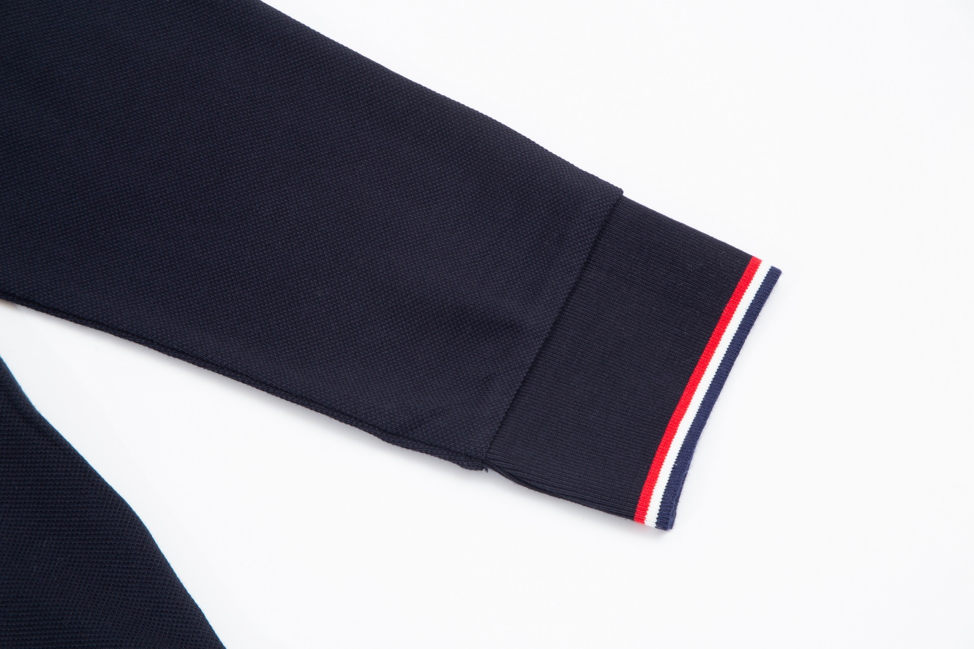 【MONCLER 公式旗艦店】 モンクレール  長袖ポロシャツ  ご好評に付き再入荷！241223