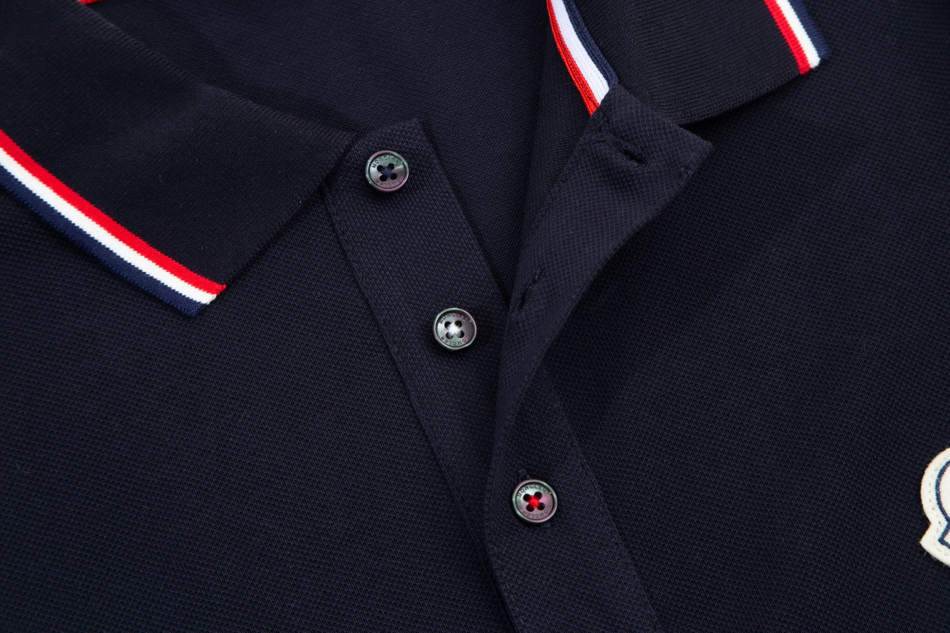 【MONCLER 公式旗艦店】 モンクレール  長袖ポロシャツ  ご好評に付き再入荷！241223