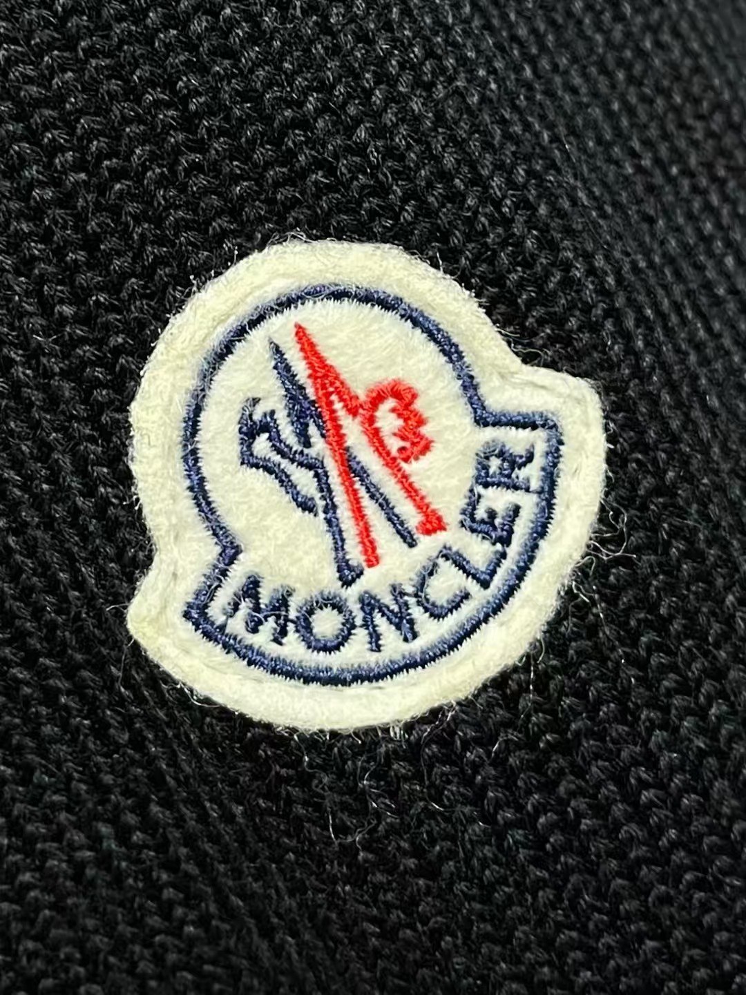【MONCLER 公式旗艦店】モンクレール  ダウンジャケット好評に付き再入荷！ 241213