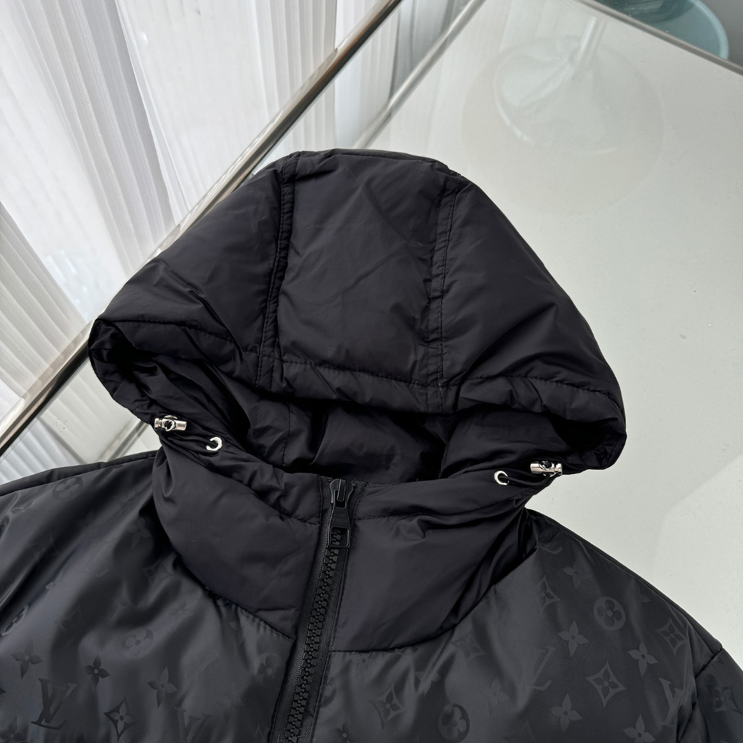 【LOUIS VUITTON  公式旗艦店】ルイヴィトン ダウンジャケット好評に付き再入荷！ 241213