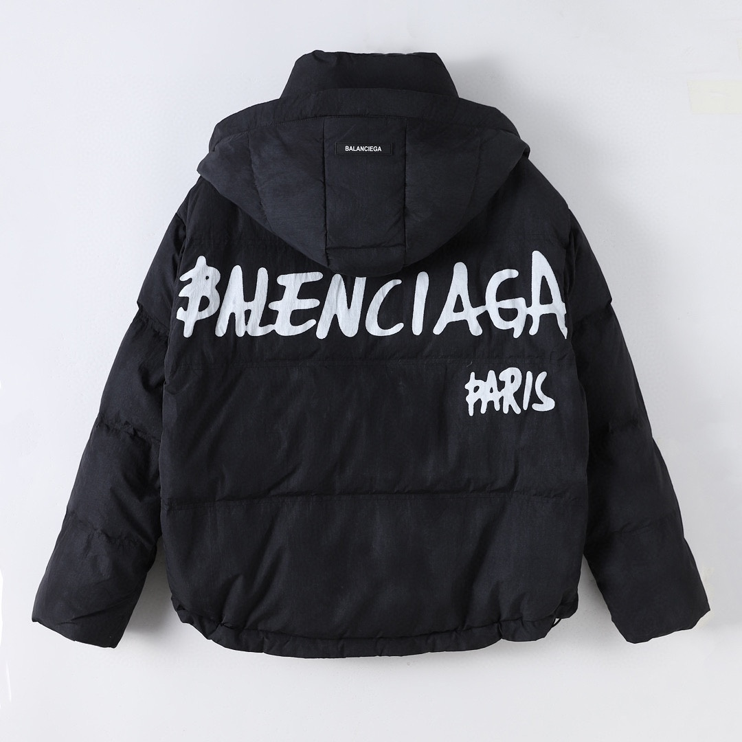 【BALENCIAGA   公式旗艦店】バレンシアガ   ダウンジャケット ご好評に付き再入荷！ 241214